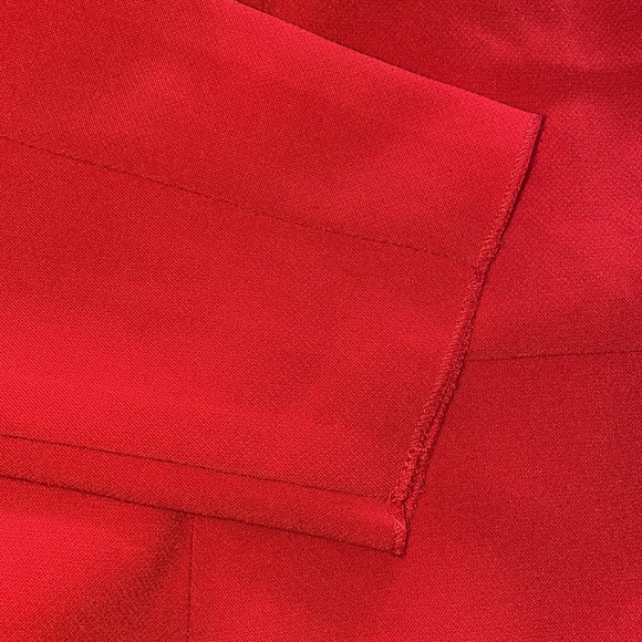 Elegant Holiday Red Long Sleeve Dress size 6 with ruffle detail and pencil skirt - Picture 8 of 8